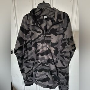 Gray and Black Camouflage Quarter-Zip Pullover with Kangaroo pocket. XXL Tall